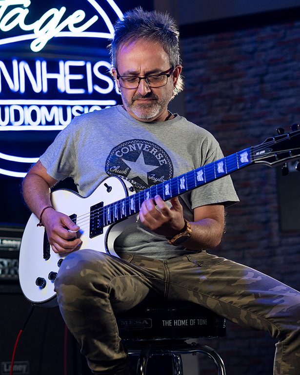 marcelo-barra Marcelo Barra - Profesor de Guitarra